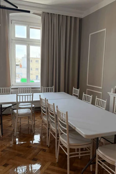 duza-sala-konferencyjna-gdanska-145-studio